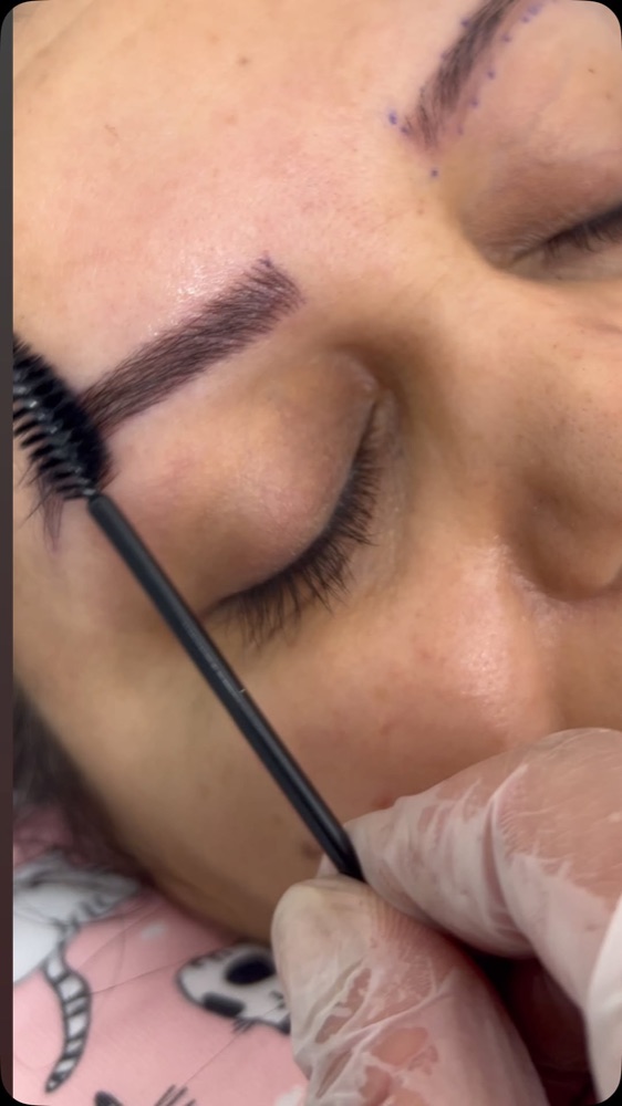 Microblading kaş çalışması